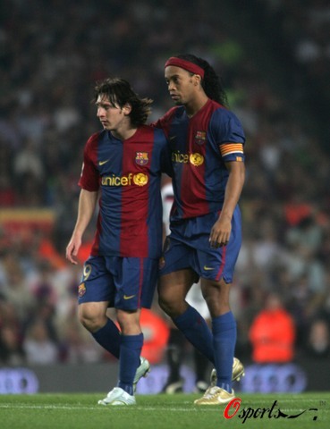 世界杯球场科技全解析（世界杯球场科技全面解码）