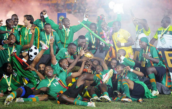 NBA球员交易动态及球队影响（NBA球员交易动向与球队格局变化）