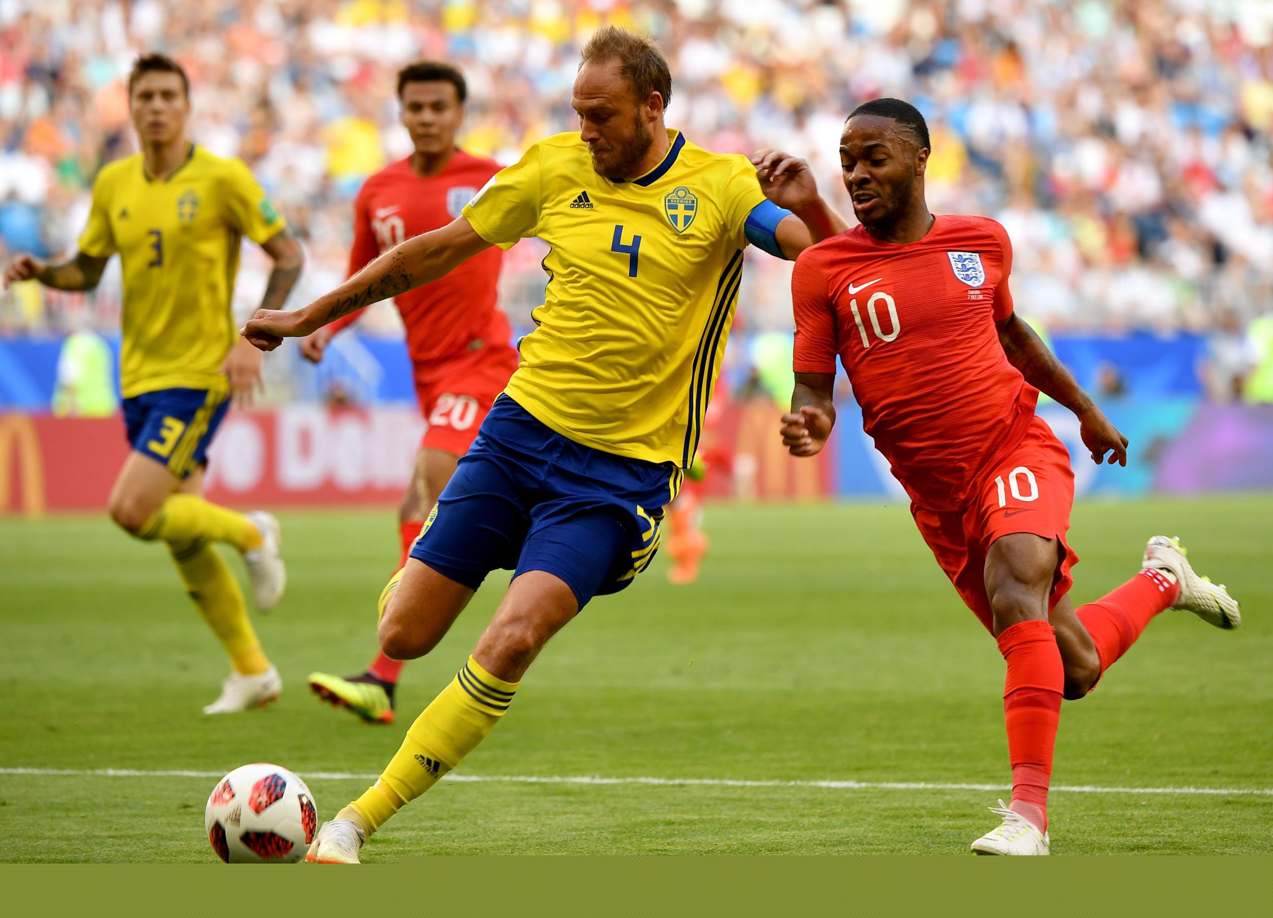 杜兰特冠军含金量不足？那库里的呢？杜兰特在火箭能否夺冠？（杜兰特冠军成色被质疑，库里又如何？若在火箭，KD能否夺冠？）