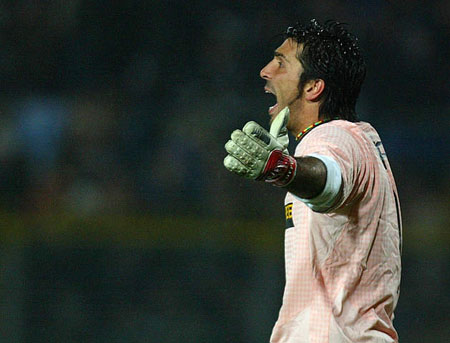 意媒：尤文将续约伊尔迪兹视为俱乐部的绝对优先事项（意媒：尤文将伊尔迪兹续约列为俱乐部头号要务）