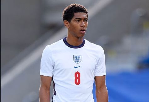 罗尔费斯：格里马尔多很期待对阵老东家本菲卡，他是球员楷模（罗尔费斯：格里马尔多迫不及待迎战旧主本菲卡，他堪称球员典范）