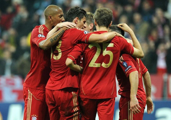 歌名应景，著名歌唱家波切利在世界杯抽签仪式演唱《今夜无人入眠》（波切利亮相世界杯抽签仪式，献唱应景《今夜无人入眠）