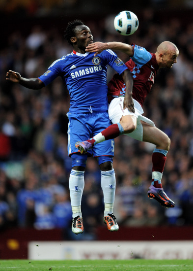 奥尔莫：亚马尔一直渴望入选国家队，他已习惯成为舆论的焦点（奥尔莫：亚马尔始终渴望披上国家队战袍，已习惯成为舆论焦点）