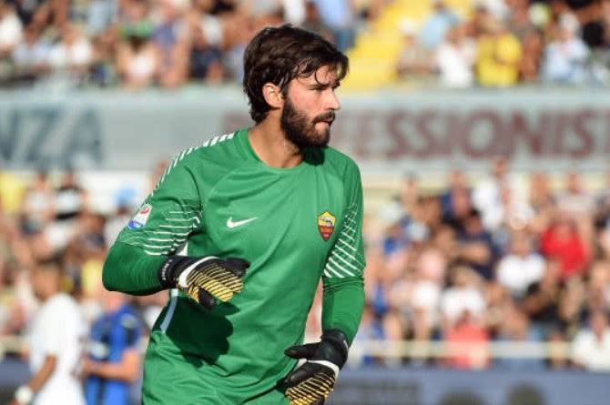 北青：邵佳一首期国足集训最早明年1月，将推进年轻化进程（北青：邵佳一首期国足集训或最早明年1月开营，将推进球队年轻化）