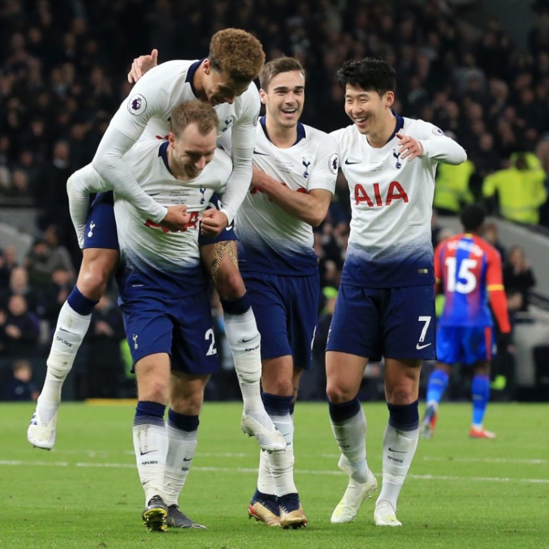 中超联赛总结：积分榜前三分析,（中超赛季盘点：积分前三队解析）